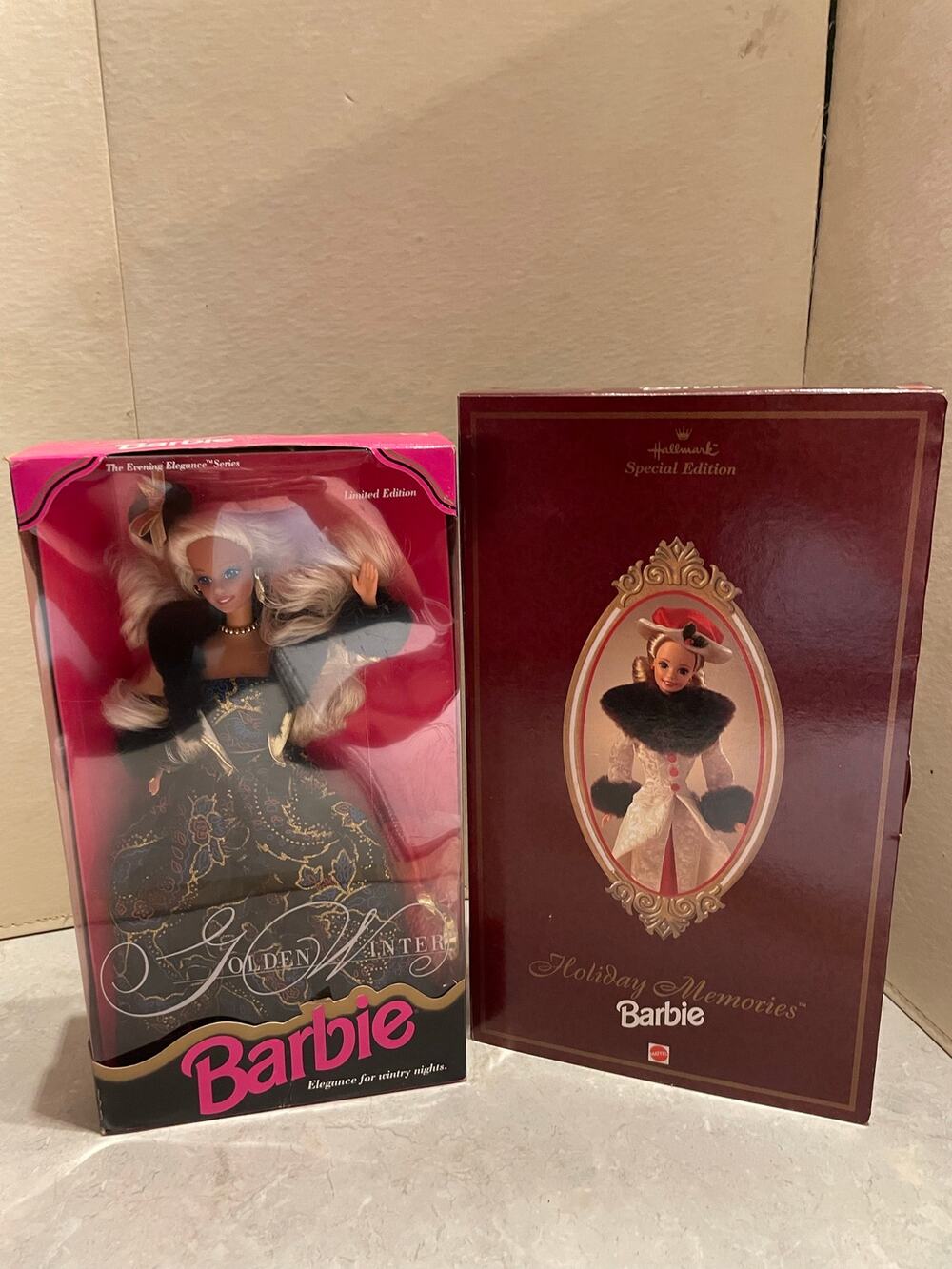Vintage Barbies lot of two-Golden Winter 1993 Holiday Memories Barbie 1995 NOS
